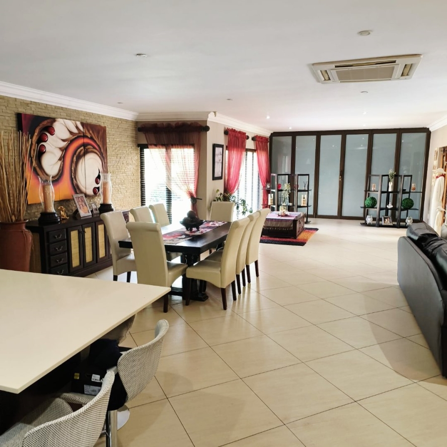 4 Bedroom Property for Sale in Wilkoppies North West